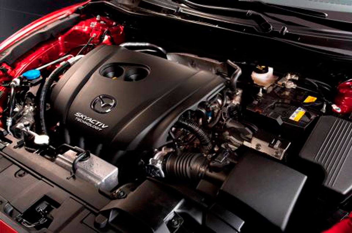 Бензиновый двигатель Mazda без свечей зажигания