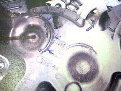 Выход из строя обводного ролика на дизельных двигателях 9H 1,6л