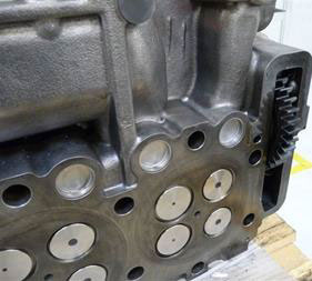 Новая прокладка Elring для ремонта ГБЦ Уплотняемая поверхность ГБЦ с цилиндрическим зубчатым колесом